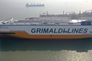 Grimaldi riceve la Grande Michigan per la rotta Asia-Europa