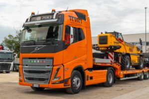 Toto Costruzioni rinnova la flotta con 52 camion Volvo