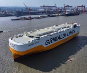 Grimaldi riceve la car carrier Grande Seoul