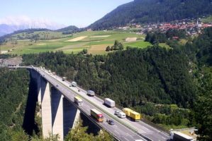 Italia e Germania valutano il pedaggio variabile al Brennero