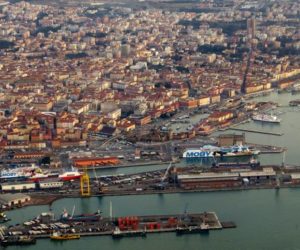 Portuali di Livorno scioperano per l’eccessivo caldo