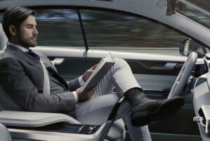 Unece adotta il primo regolamento globale sulla guida autonoma