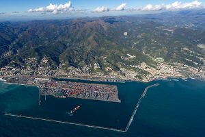 Il porto di Genova userà droni per controllare la mobilità