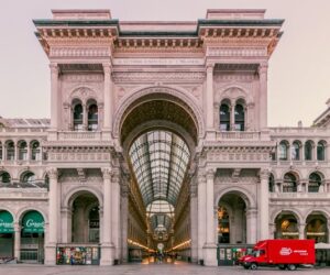 Milano prima per le soste con motore acceso
