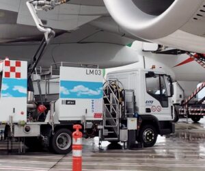 Primi razionamenti di carburante in aeroporti italiani