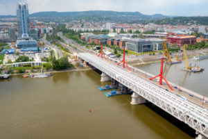 Le ferrovie ungheresi congelano due progetti cruciali per le merci