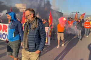Sciopero internazionale dei portuali contro le armi