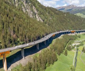 Nuovi divieti ai camion sul Brennero austriaco
