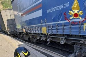 Errori e carenze nella manutenzione alla base dei disastri ferroviari