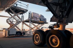 Batterie al litio nei cargo aerei rischio sistemico in crescita