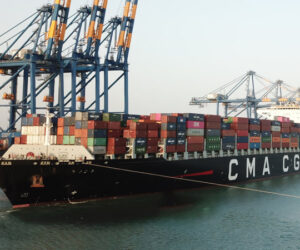 Congestione portuale globale tra geopolitica e nuove rotte