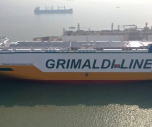 Grimaldi riceve la Grande Michigan per la rotta Asia-Europa