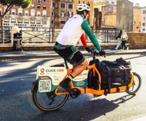 FS distribuisce con bici cargo a Roma