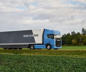 Scania lancia il modulo batteria sotto cabina e la ricarica Mcs