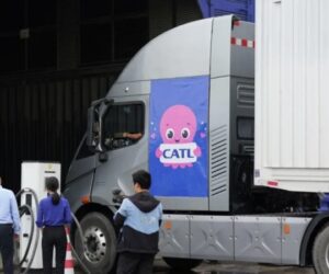 Alleanza Octopus-Catl su scambio batterie per camion elettrici