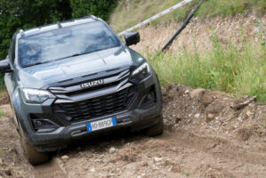 Isuzu presenta in Italia la terza generazione del pick-up da lavoro