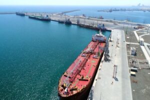 DP World punta sul porto di Fujairah per evitare Hormuz