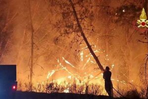 L’autotrasporto italiano preoccupato degli incendi