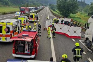 Un altro incidente mortale coinvolge camion in piazzola sull’A22