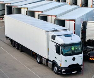 Girteka ordina altri 900 camion