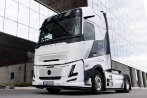 Un Volvo FH speciale per i cent’anni della Casa svedese