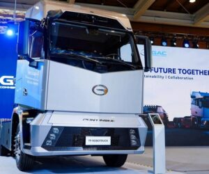 Dalla Cina arriva il Robotruck per il trasporto pesante