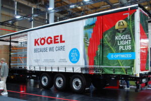 Kögel integra il semirimorchio con i trattori elettrici