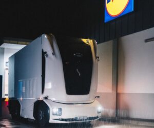 Lidl sperimenta camion senza cabina di Einride