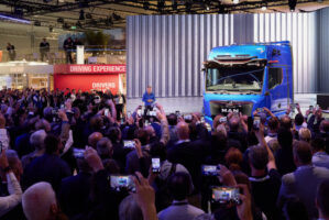 Man rilancia il trattore stradale elettrico eTgx da 720 chilometri