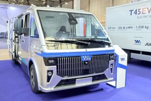 Wisdom Motor porta in Europa il furgone in fibra di carbonio